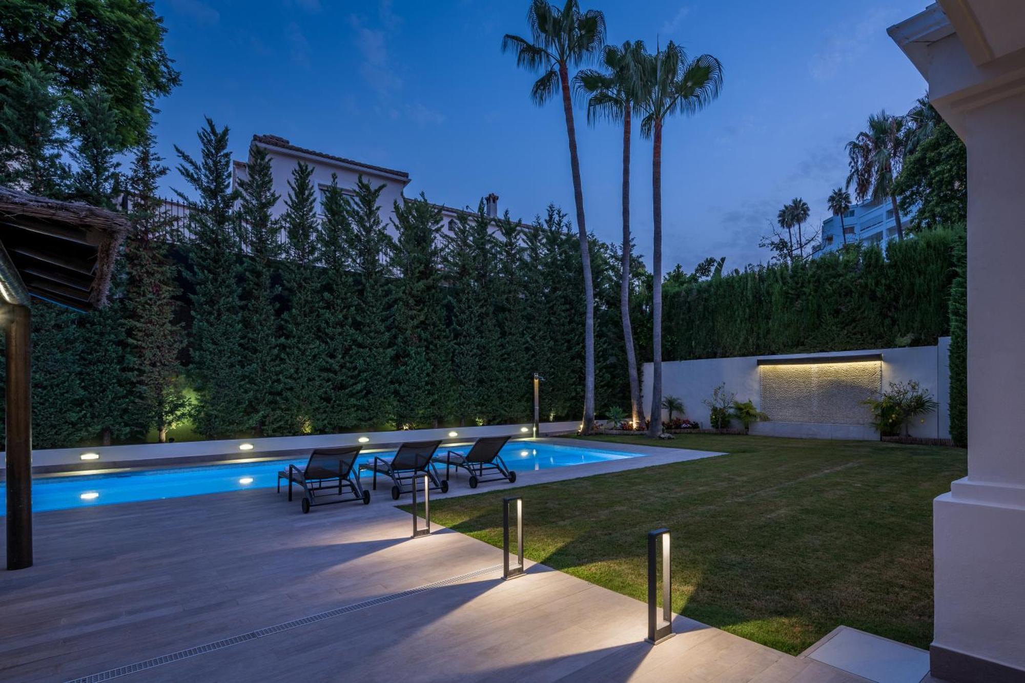Villa New Zacaluca Pool Sauna & Gym - Happy Rentals Μαρμπέλλα Εξωτερικό φωτογραφία
