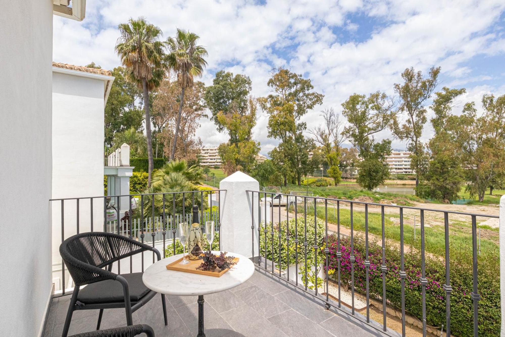 Villa New Zacaluca Pool Sauna & Gym - Happy Rentals Μαρμπέλλα Εξωτερικό φωτογραφία